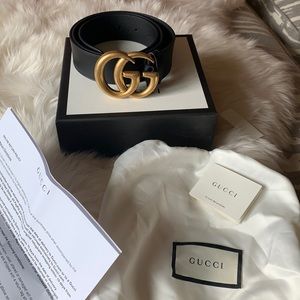 Authentic Gucci belt. In brand new only worn once. Gucci size 90 Box/dust bag